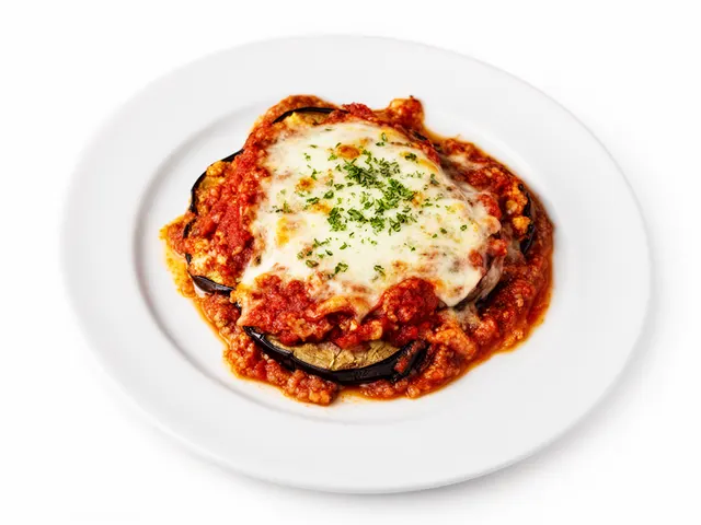 Low FODMAP Baked Eggplant Parmesan