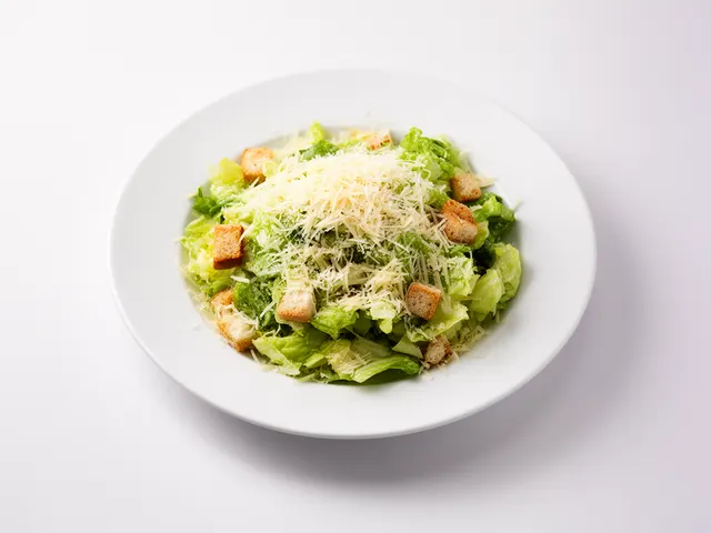 Low FODMAP Caesar Salad