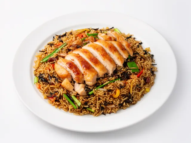 Low FODMAP Chinese Chicken on Fried Wild Rice