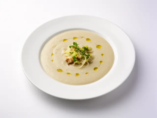 Low FODMAP Creamy Celeriac Soup