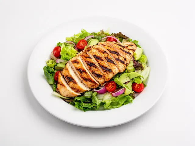Low FODMAP Grilled Chicken Salad