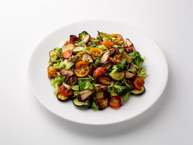 Low FODMAP Roasted Vegetable Salad