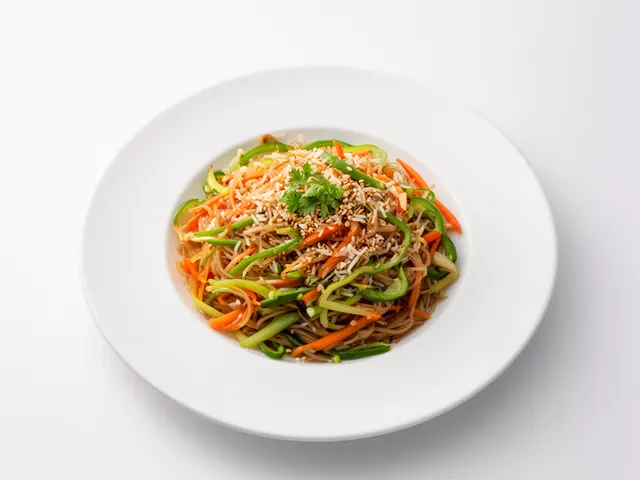 Low FODMAP Vegetable and Rice Noodle Bowl